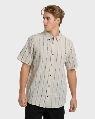 All Day Jacquard Short Sleeve Shirt