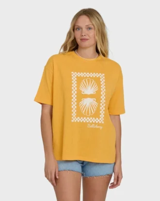 Balance of Waves Short Sleeve Knit T-Shirt
