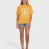 Balance of Waves Short Sleeve Knit T-Shirt