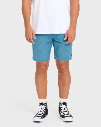 Crossfire Submersible 19″ Hybrid Shorts