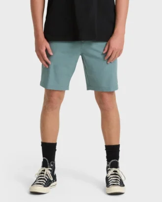 Crossfire Submersible 19″ Hybrid Shorts