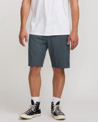 Crossfire Submersible 21″ Hybrid Shorts