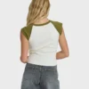 Des Tropic Short Sleeve Raglan Top