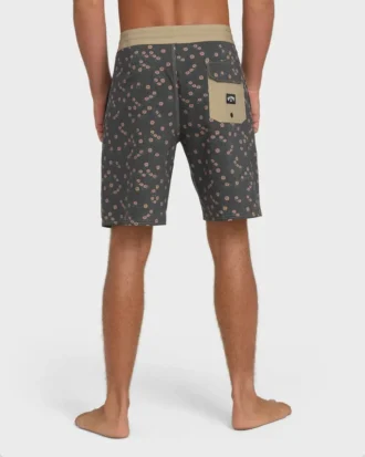 Sundays Lo Tide 18″ Boardshorts
