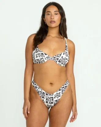 Ur a Legend Marina Underwire Bikini Top