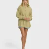 Wanderer Solid Long Sleeve Woven Top